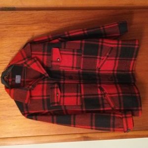 Pendleton red and black plaid 100% wool Made in USA men's coat jacket